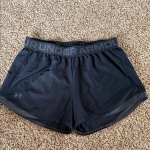 Under Armour Women's black with gray accents Athletic Shorts size medium